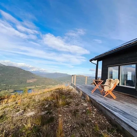 Timeless Mountain With Panoramic Views *